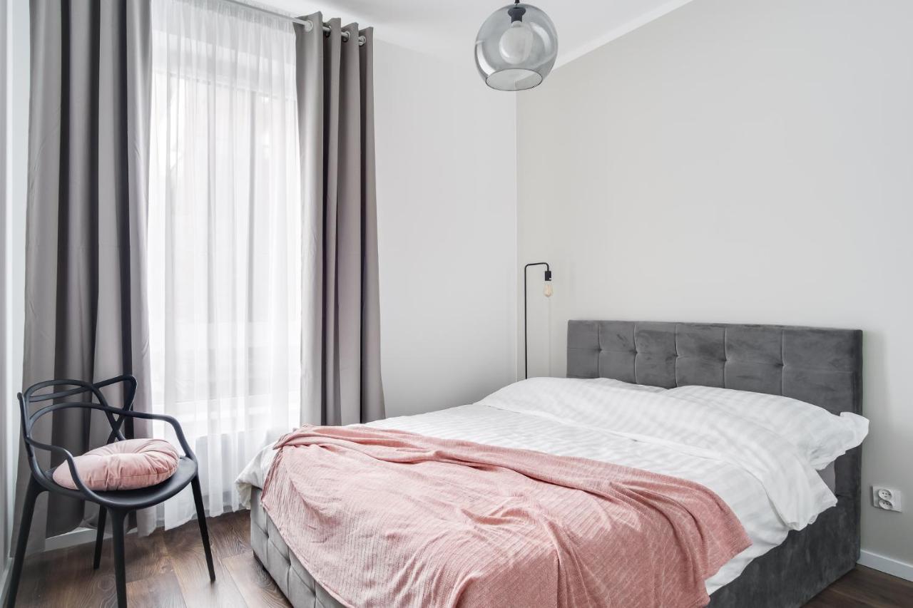 Chwaliszewo Z Balkonem - Free Parking Apartment