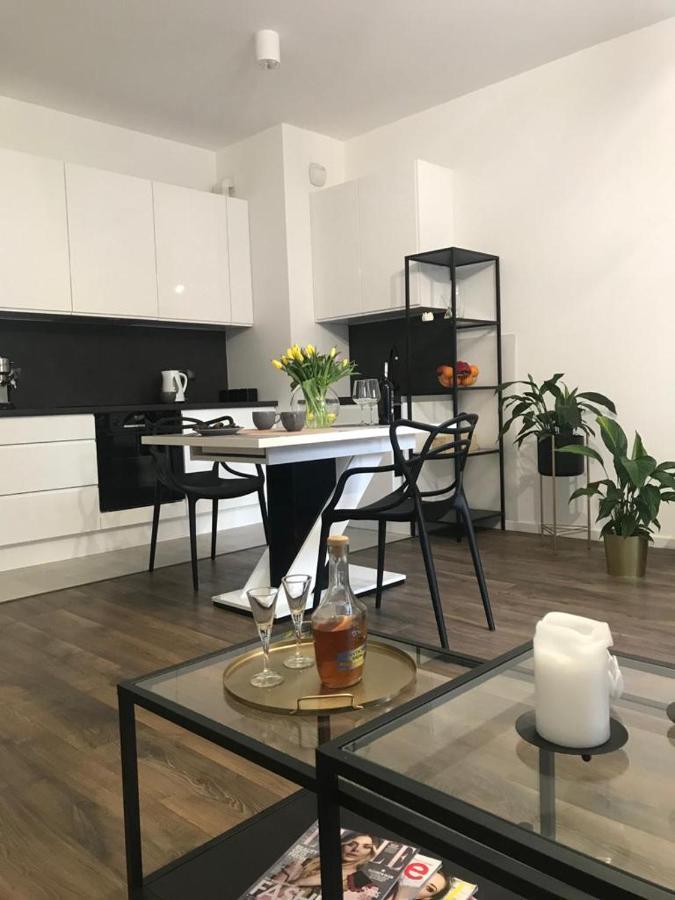 Chwaliszewo Z Balkonem - Free Parking Apartment *